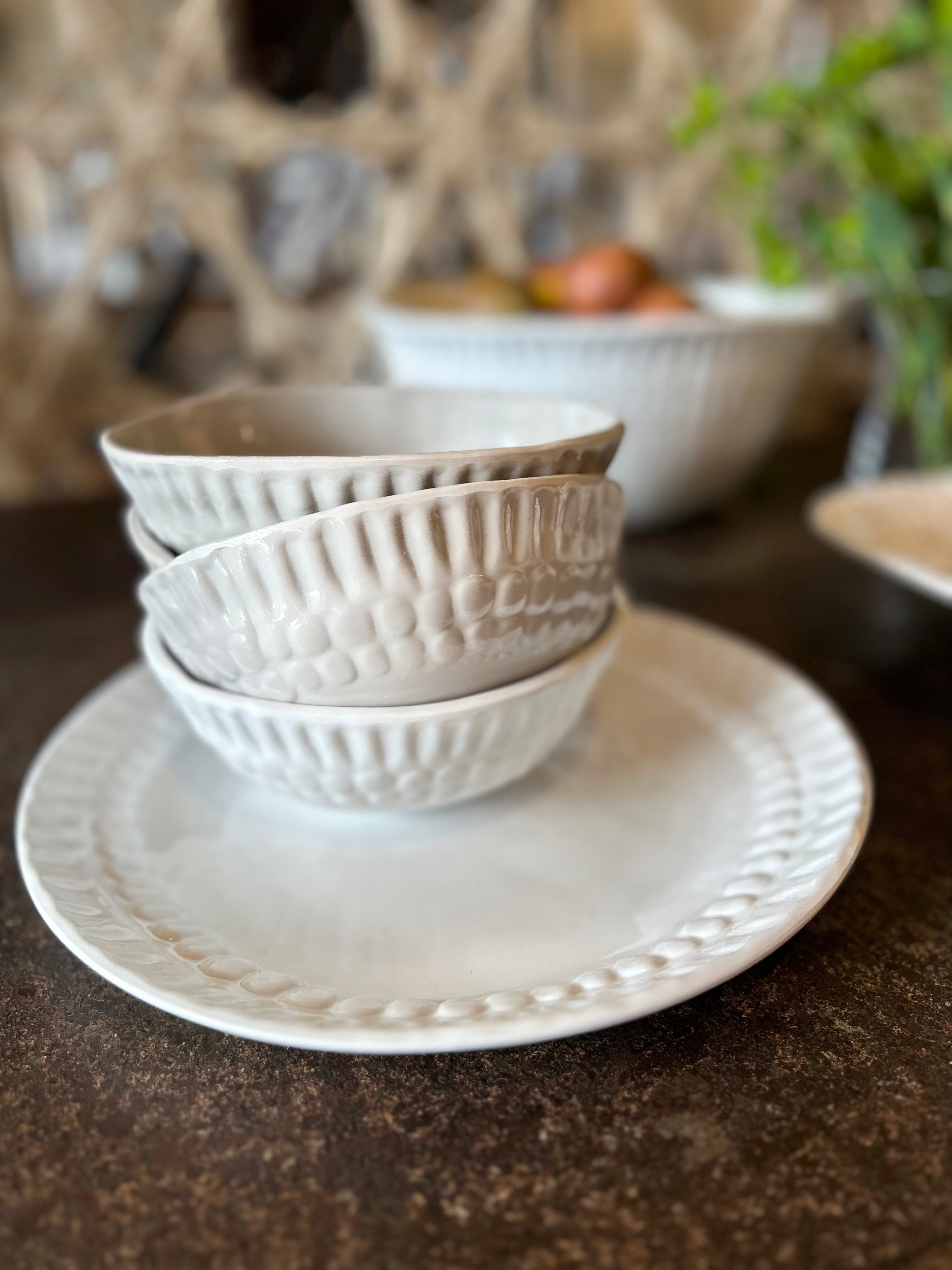 Dottie Large Serving Bowl